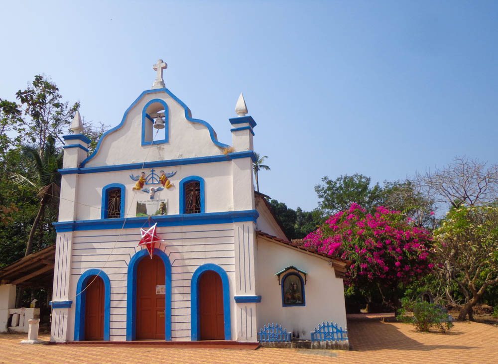 Cute Portuguese churches in Goa