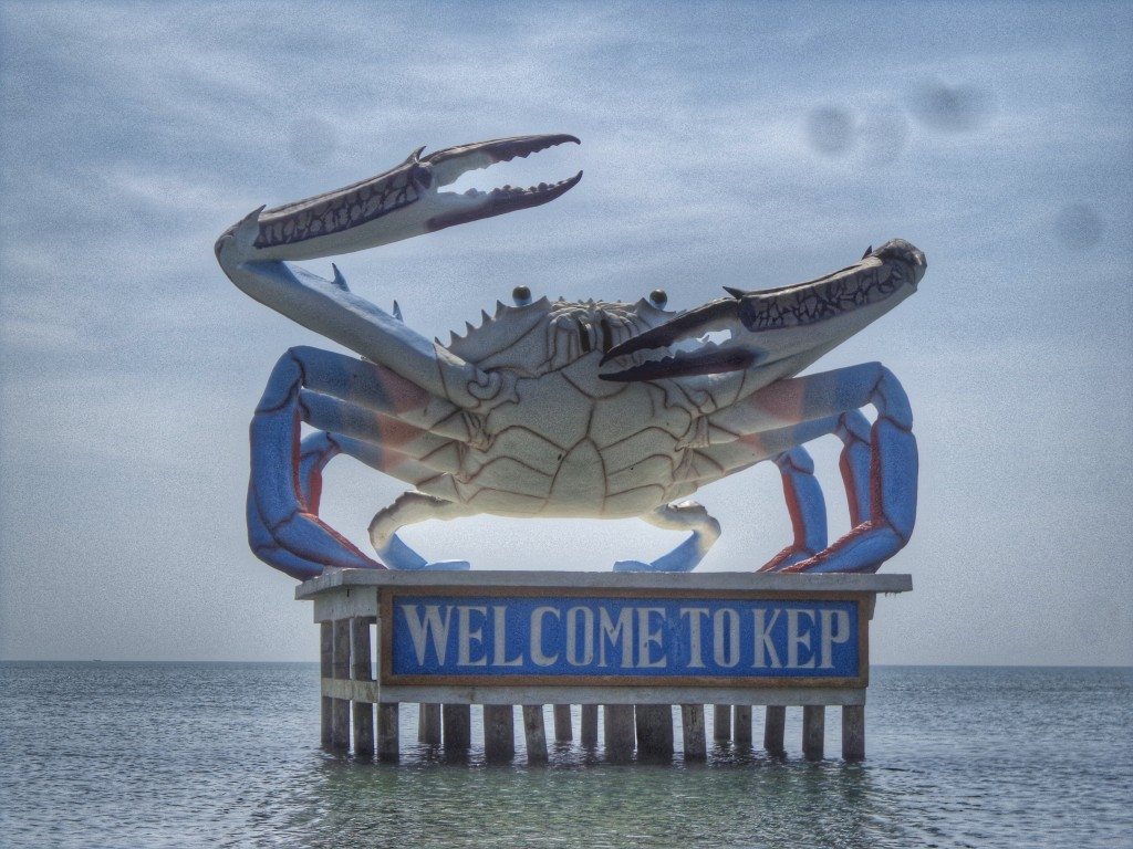 welcome to kep - the kep crab statue