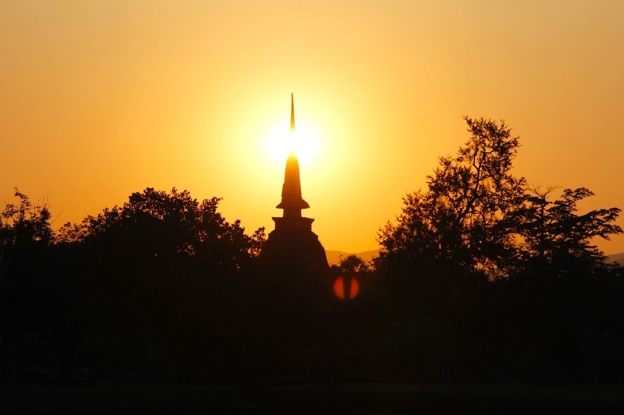 sukhothai sunset 