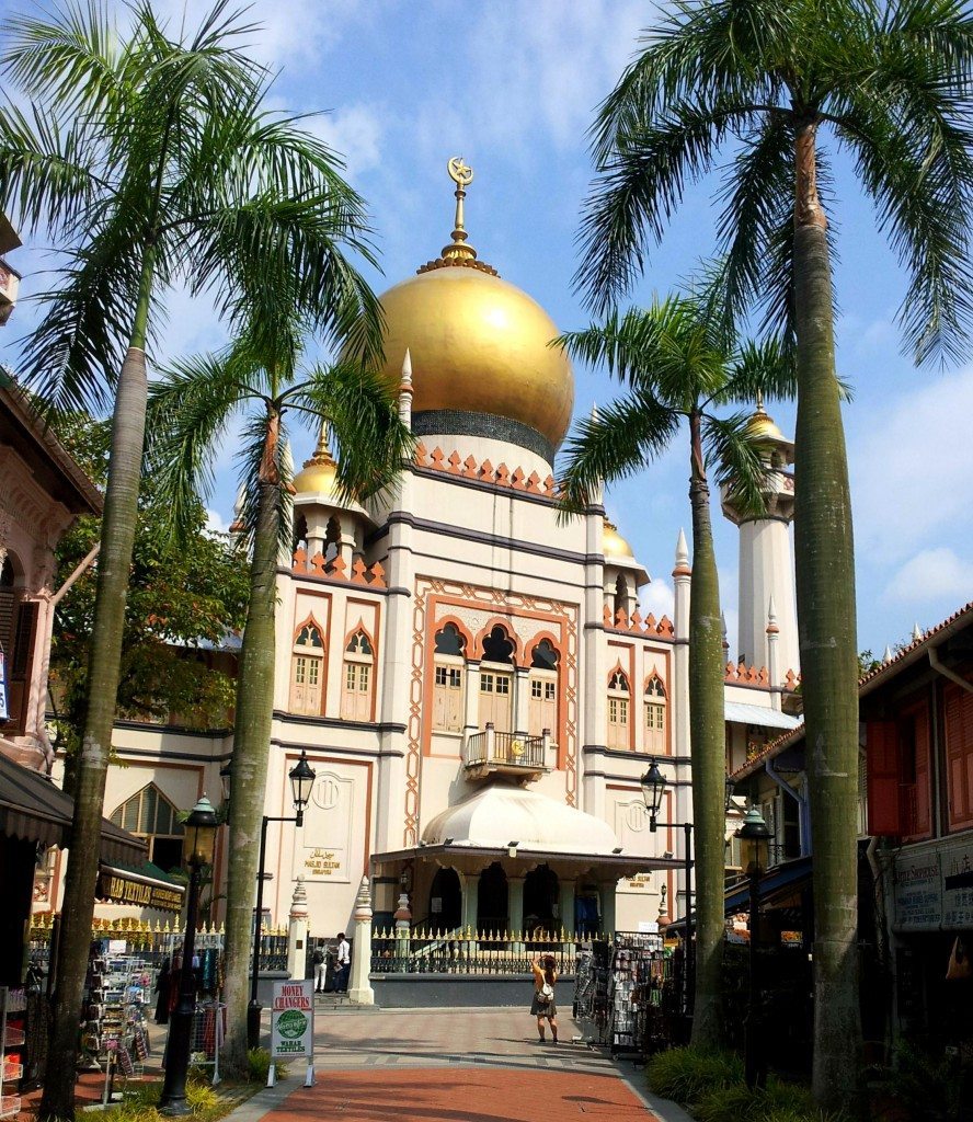The impressive Masjid Sultan in Kampong Glam, Singapore
