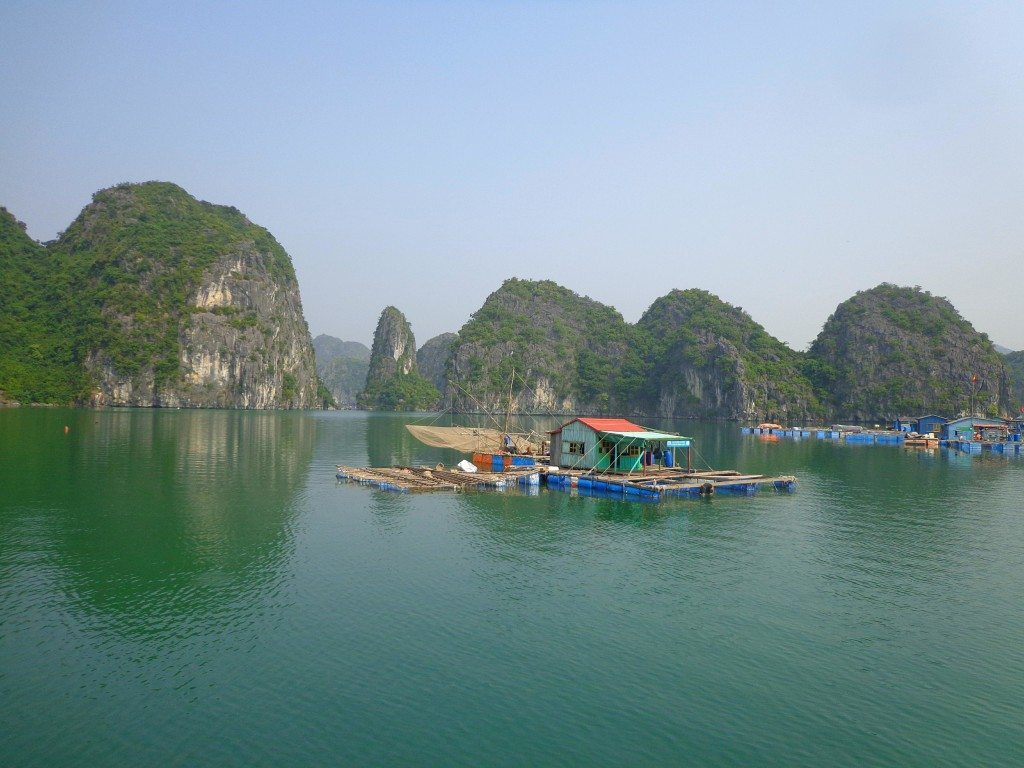 What is the cost of backpacking in Vietnam?