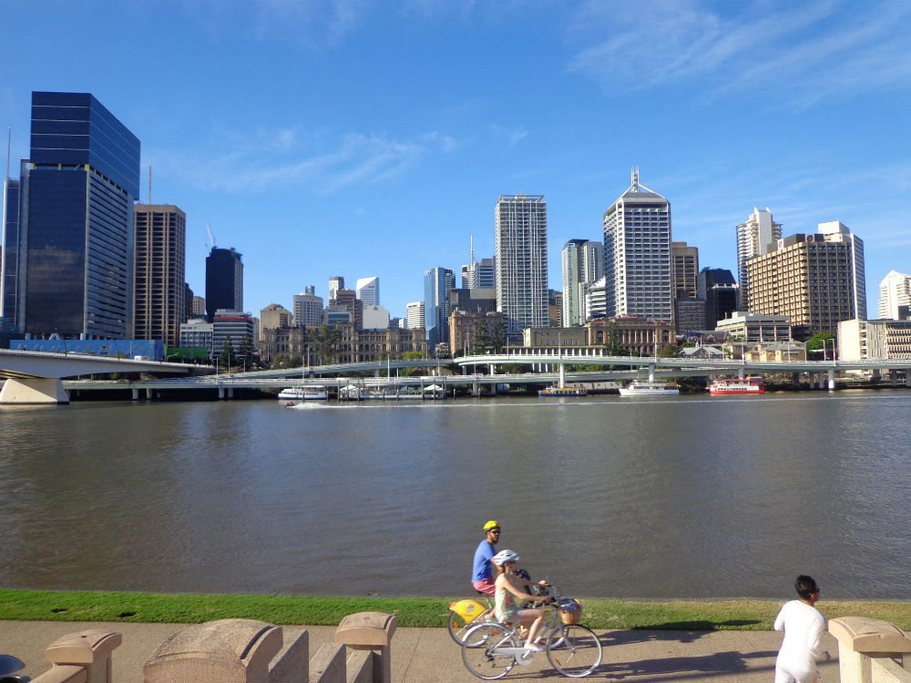 Image of cycling along the South Bank of the Brisbane River