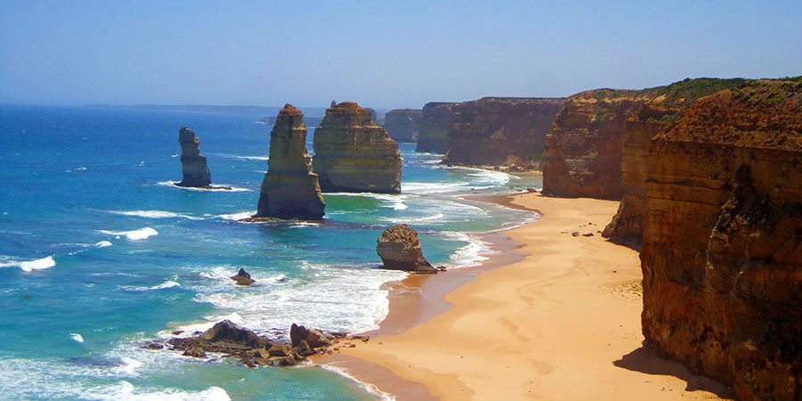12 apostles great ocean road australia working holiday
