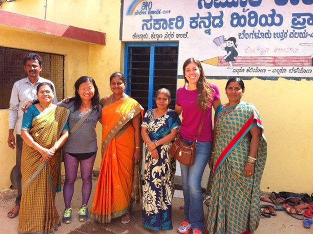 volunteering in india with reaching hand