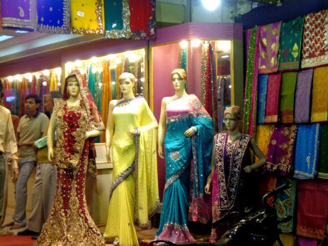 sari shopping