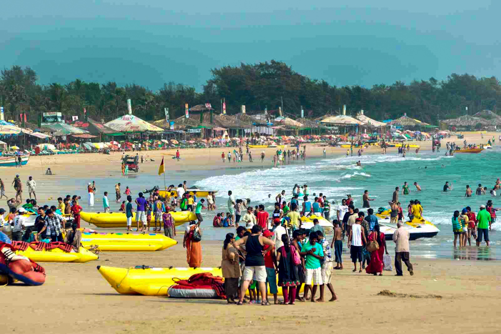 Crowds on Baga Beach, one of the most popular and therefore busiest beach resorts in Goa