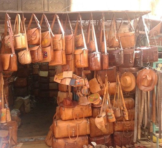 leather-market