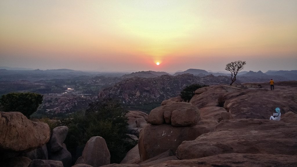 hampi sunset hanuman temple