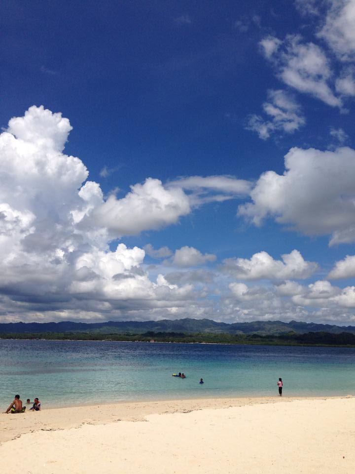 Canigao Island volunteering in the philipines