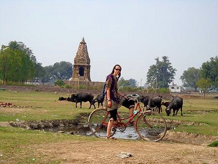 cycling around khajuraho