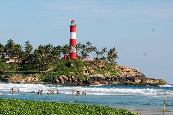 The beach and lighthouse at Kovalam 