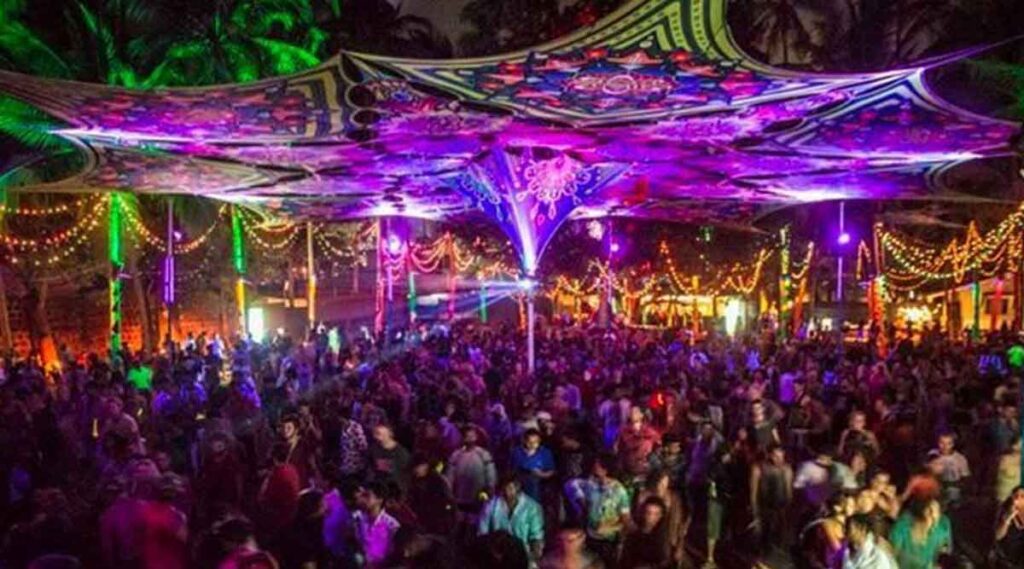 Nightlife in Goa. Best nightclubs, pubs, raves and parties in goa