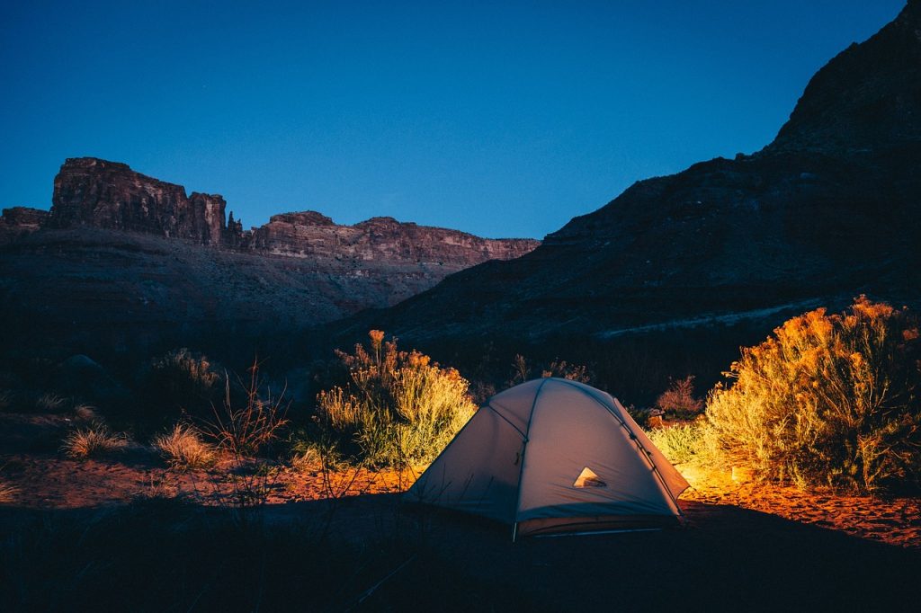 camping while traveling in australia