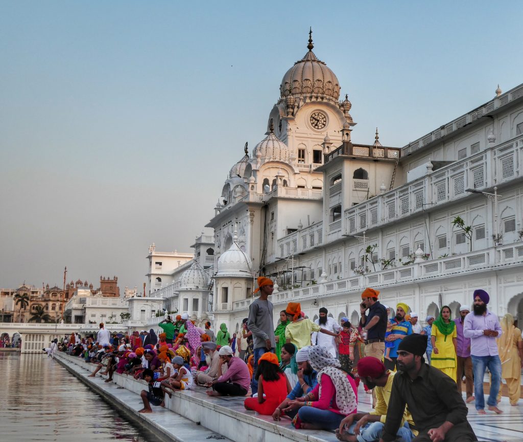 pilgrims at the golden temple