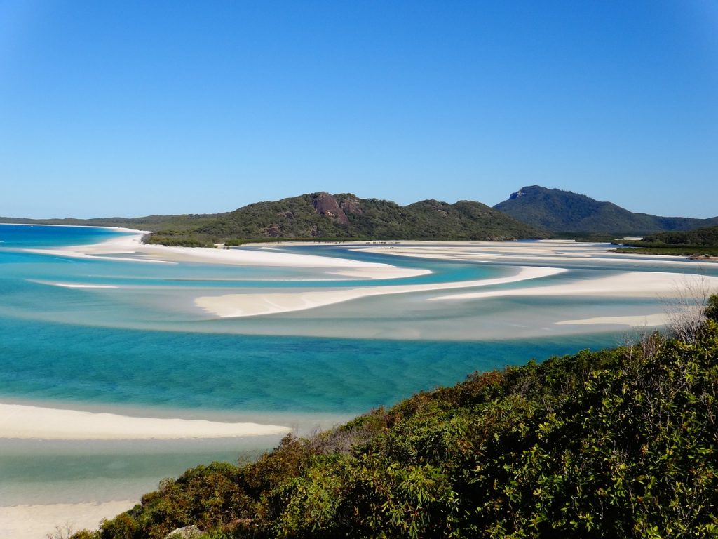 View from Hill Inlet over Whitehaven Beach, Whitsunday Islands