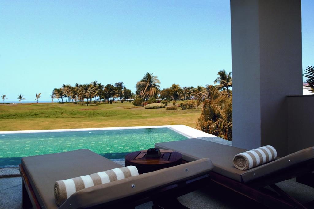 amazing pool views make the leela one of the most popular luxury hotels in goa