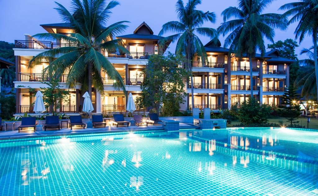 Maehad Bay Resort is probably one of the best places to stay in Koh Phangan