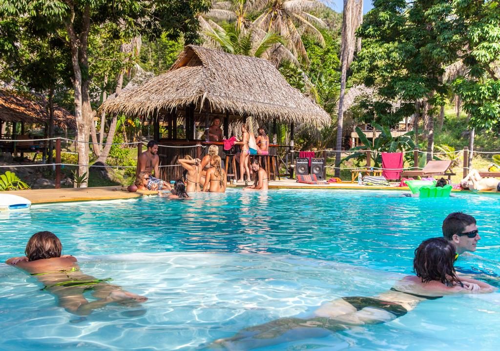 Shirelea Backpackers is the best budget and backpacker place to stay in Koh Phangan
