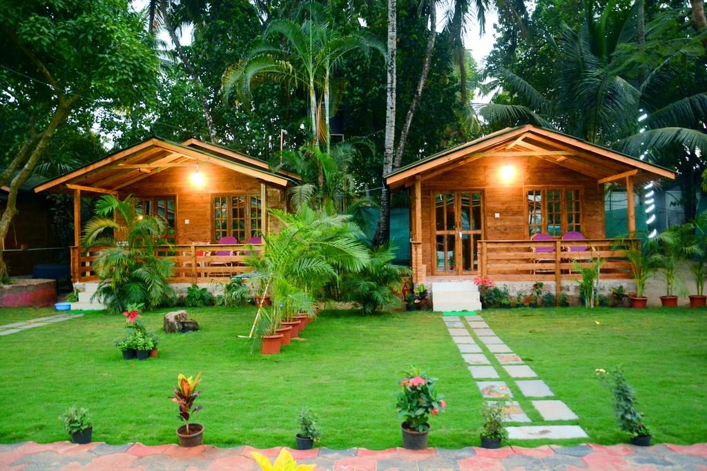 Oxygen, Huts in Palolem