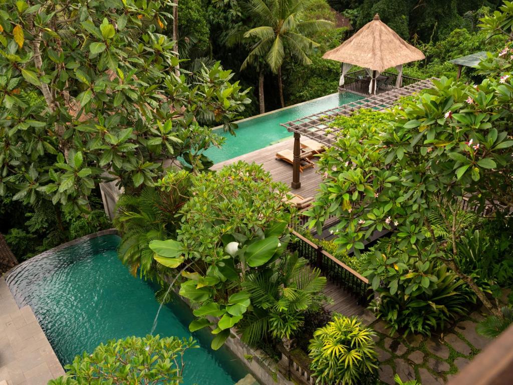 adiwana resort jembarawan is the best place to stay in Ubud