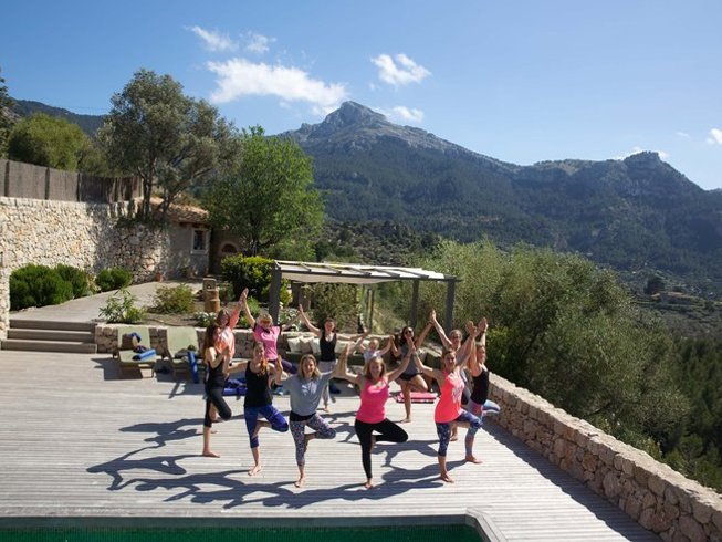Ashram Om YTT in Spain Mallorca