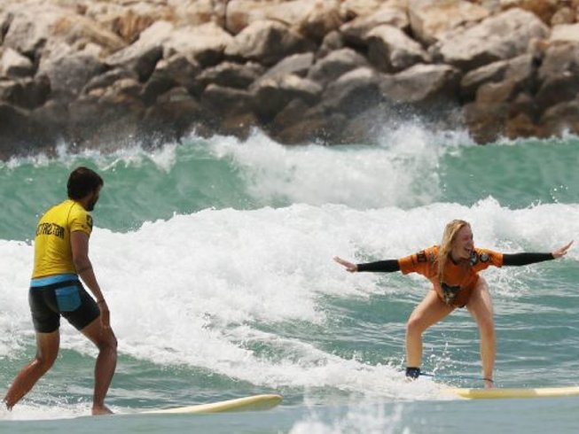 the surf experience surf camp in portugal