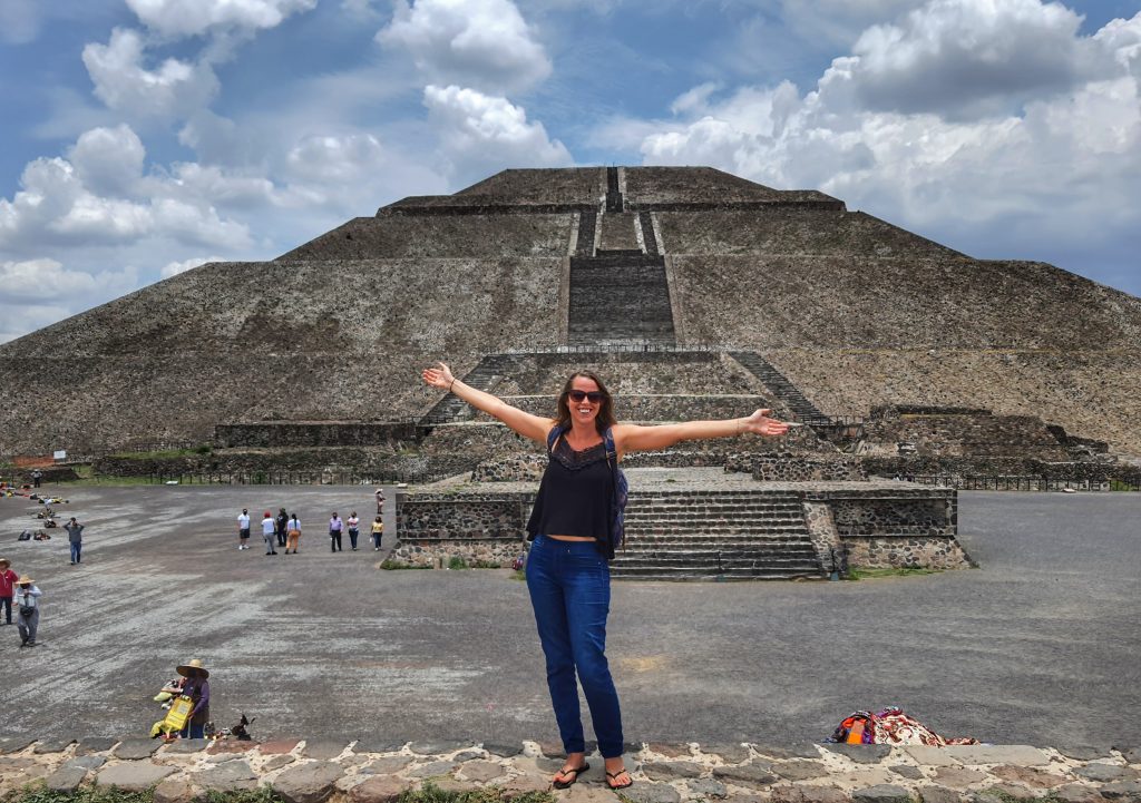 Teotihuacan pyramids global gallivanting backpacking mexico solo 2021