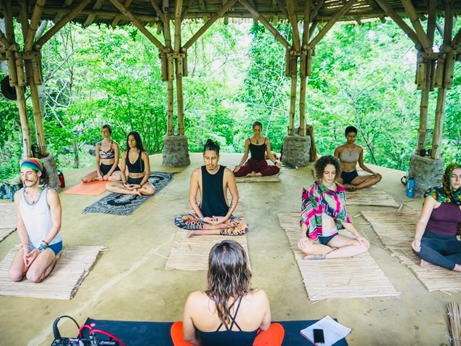 Finca El Zopilote yoga