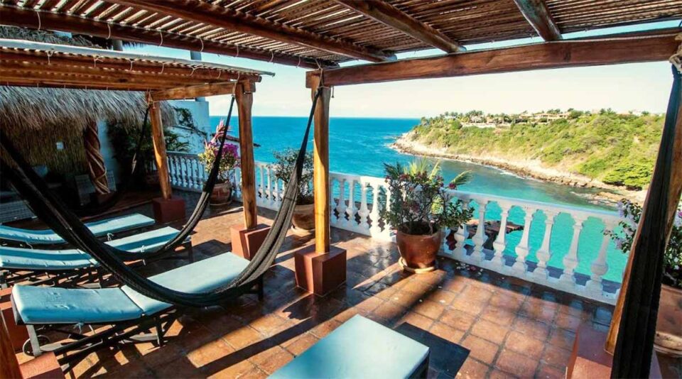 where-to-stay-in-puerto-escondido - Villas Carrizalillo