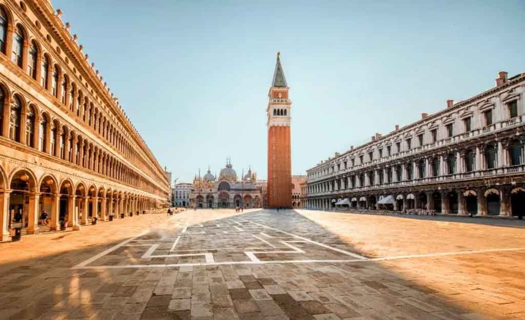 "Piazza