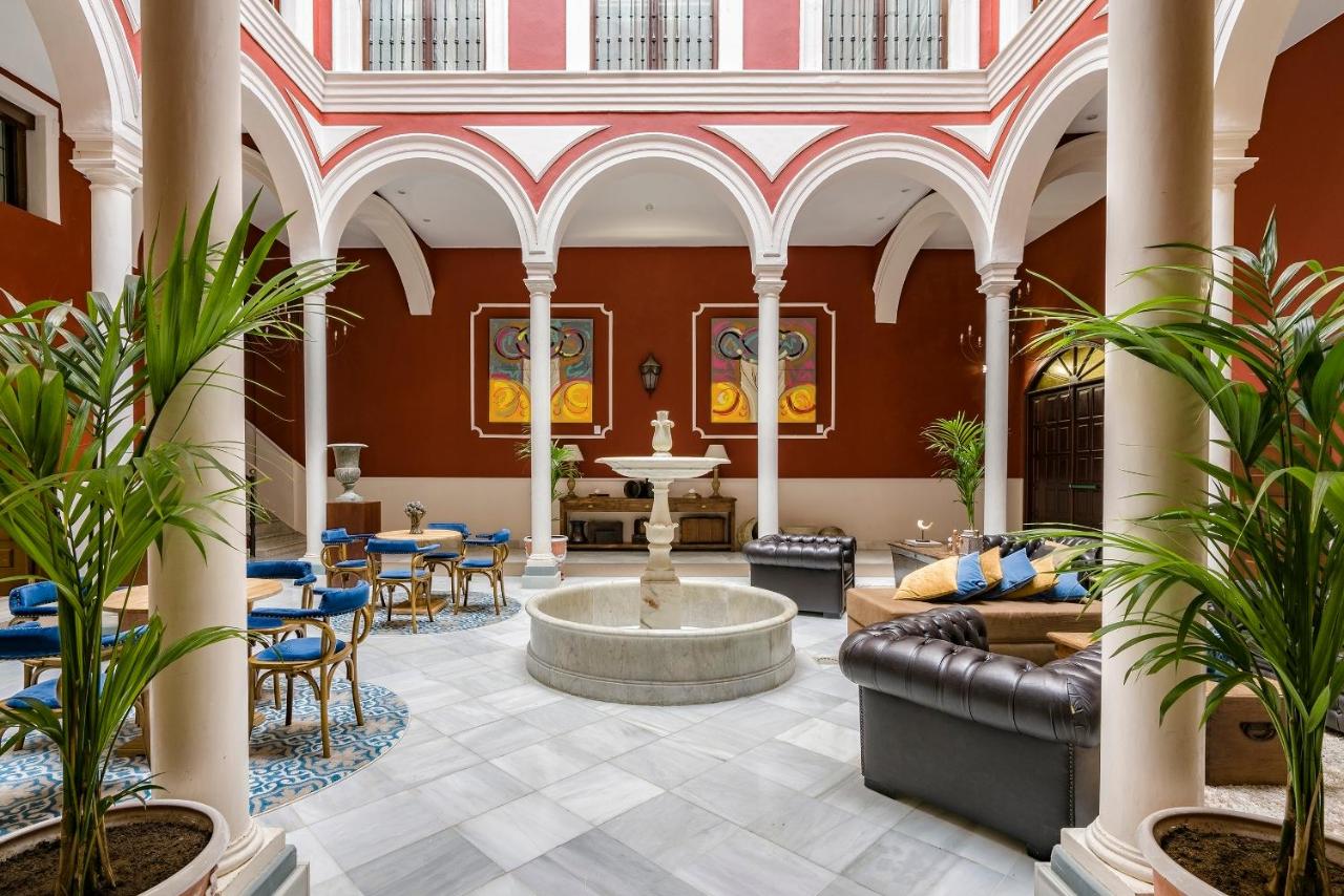 vincci la rabida seville courtyard