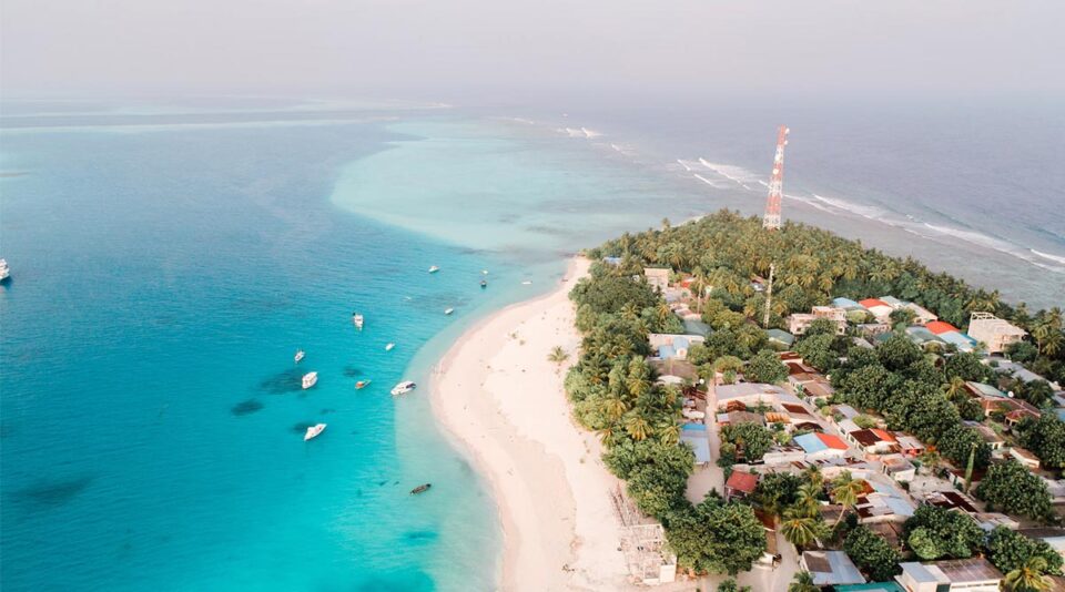 fulidhoo one of the best islands to visit when traveling the maldives on a budget