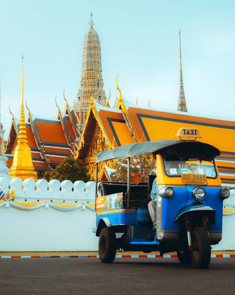 bangkok grand palace and tuk tuk