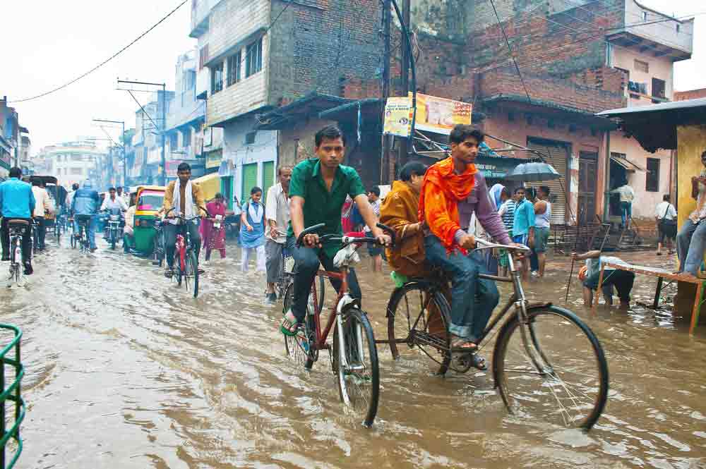 Flooded Varanasi. Photo credit: Matyas Rehak and Shutterstock