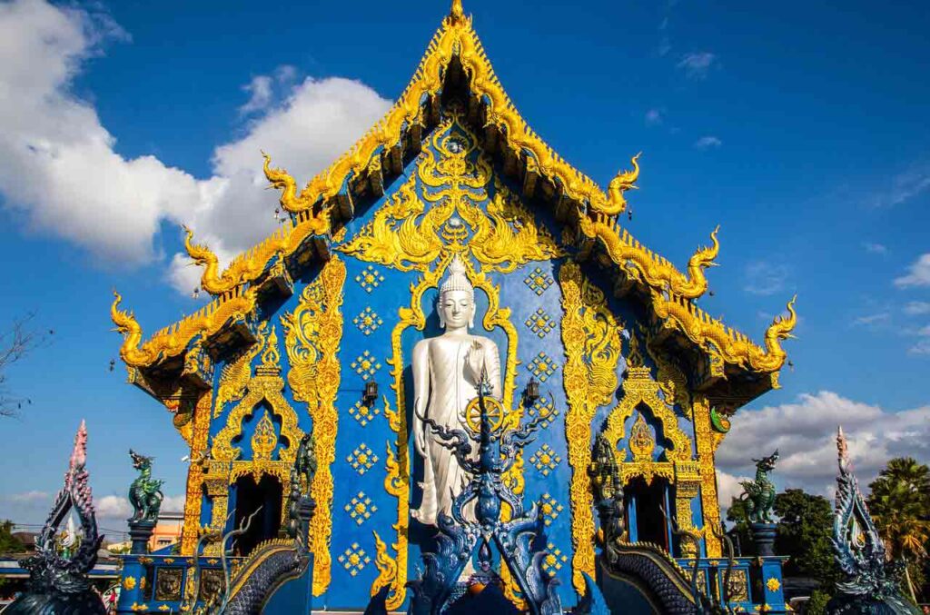 blue temple chiang rai