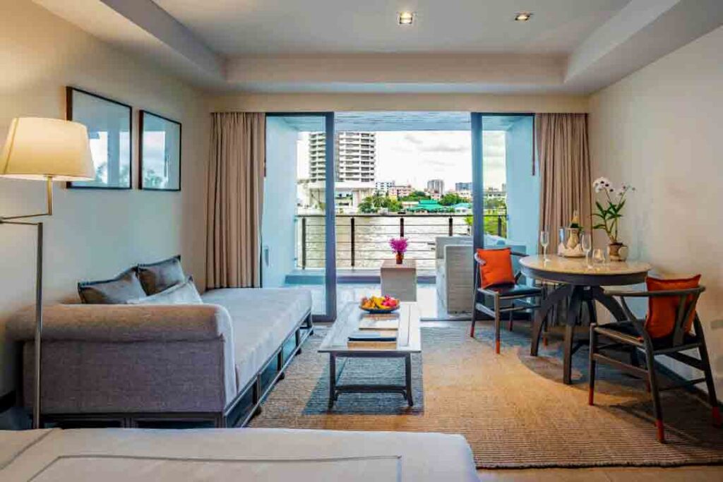 riva surya bangkok boutique hotel