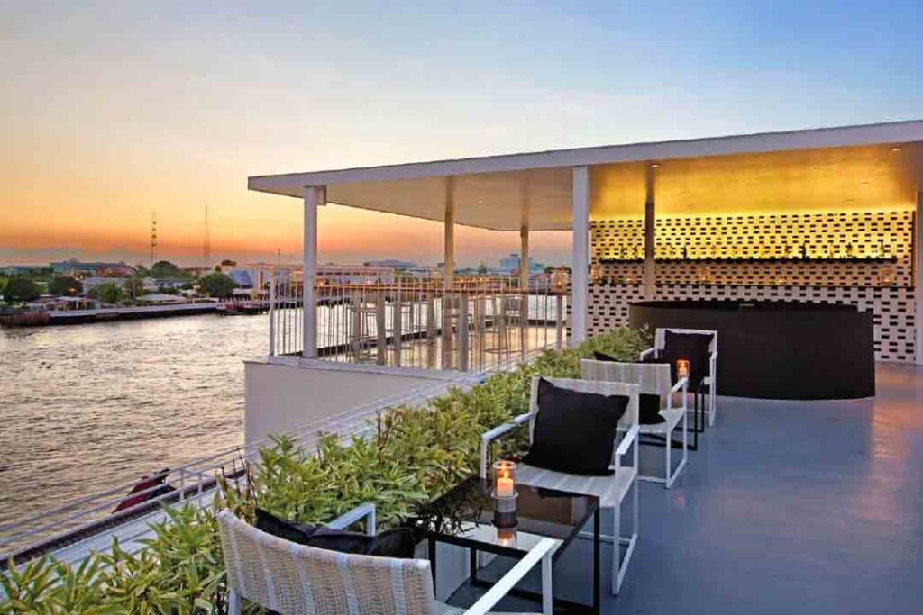 sala rattanakosin bangkok rooftop
