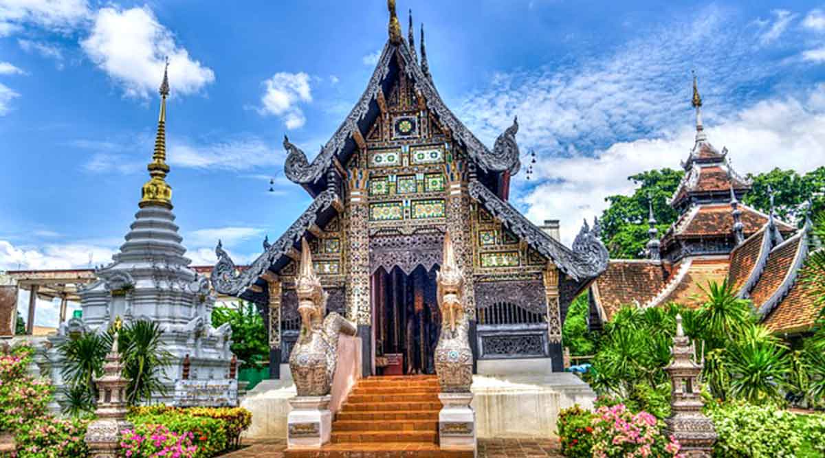 chiang mai temple thailand