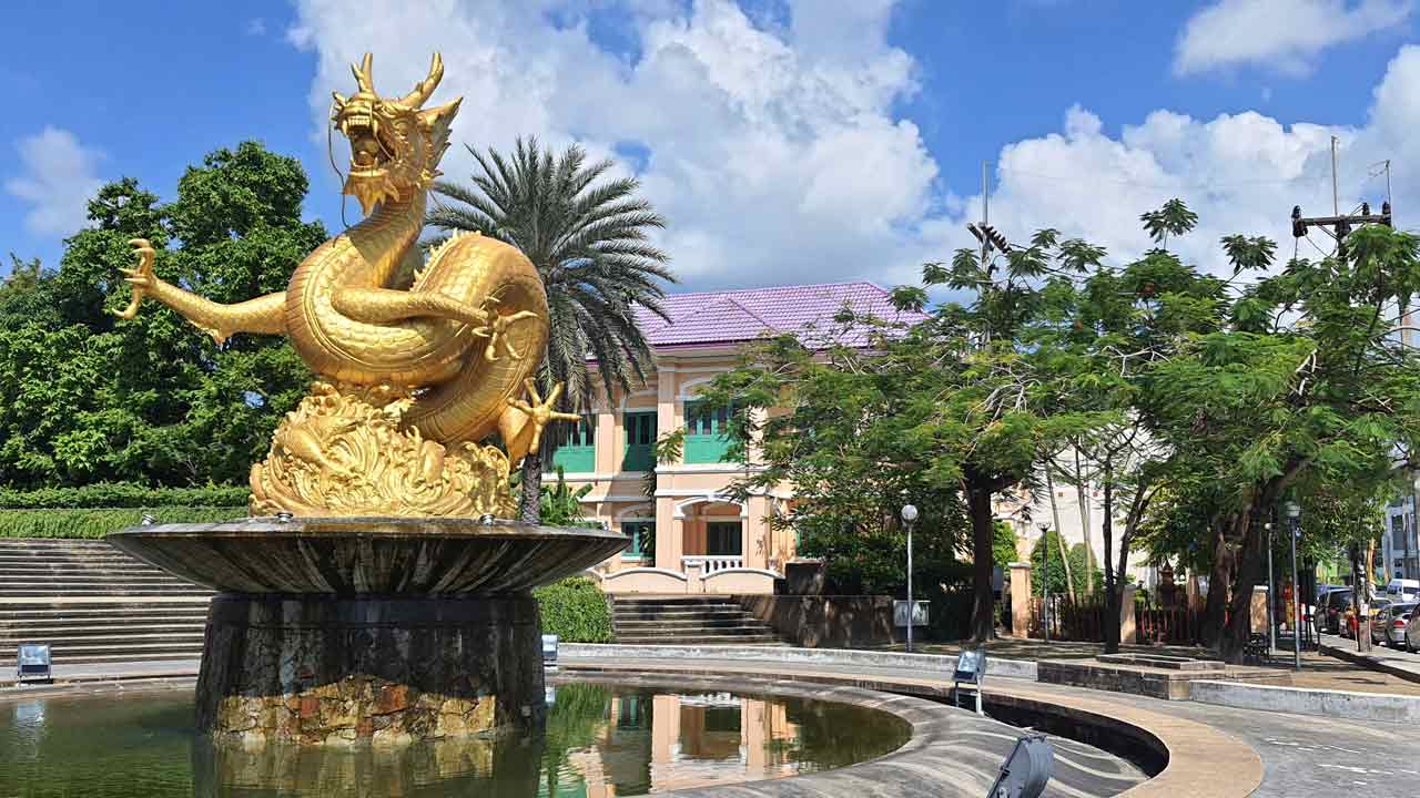 phuket town dragon statue