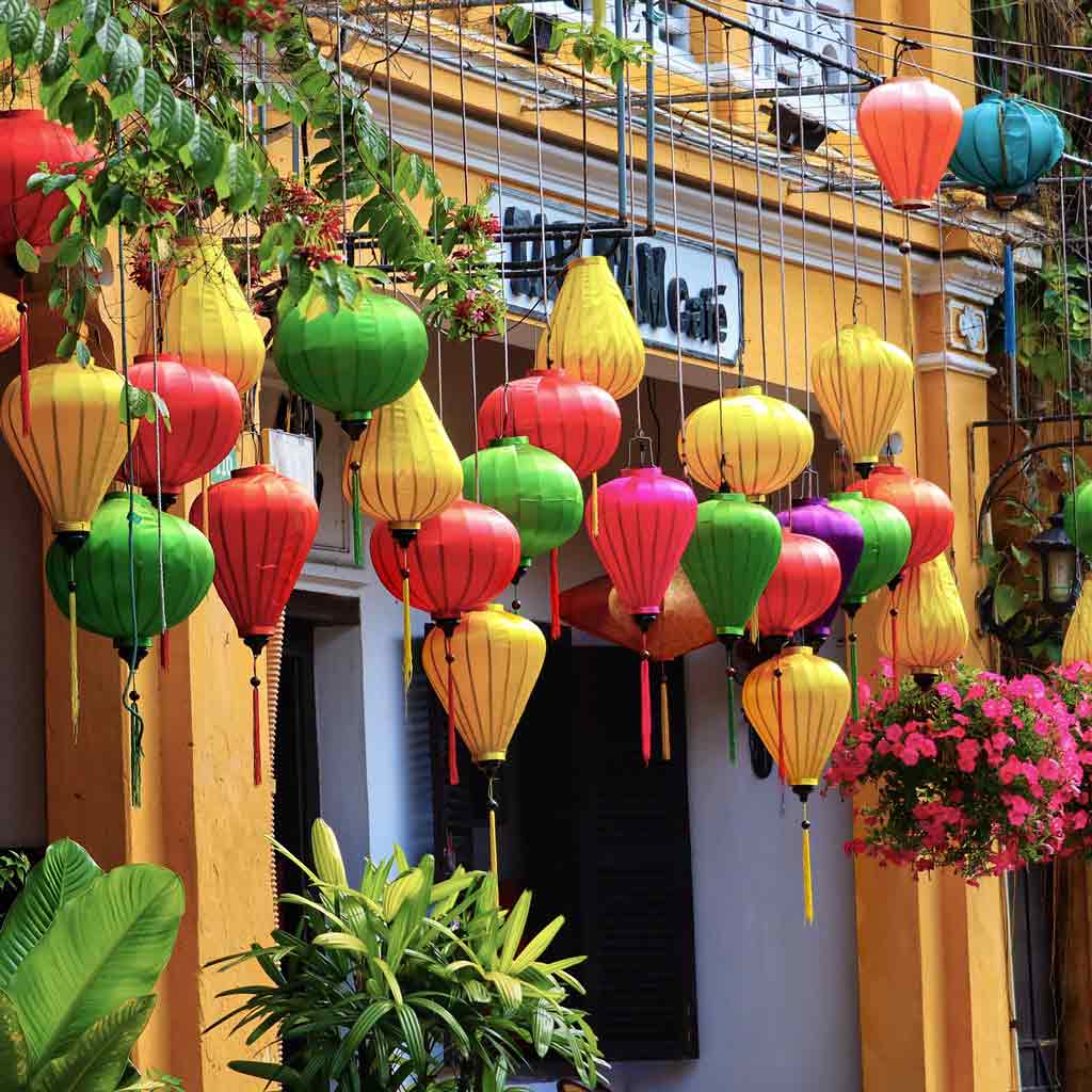 lanterns in hoi an vietnam