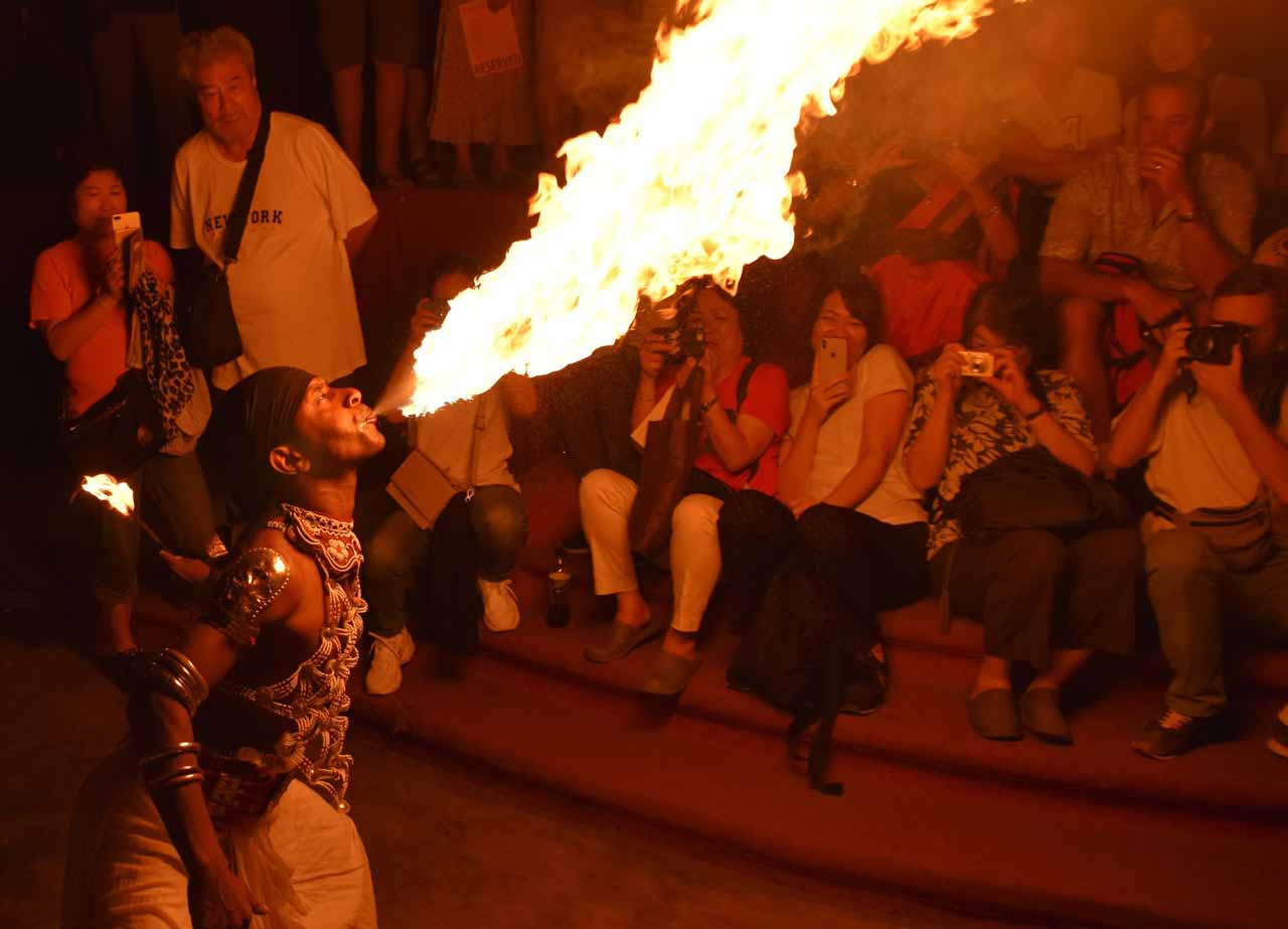 kandy fire dancer