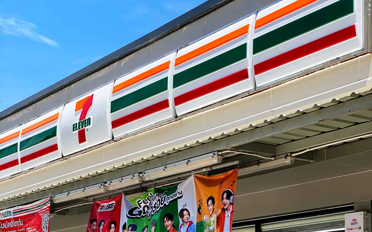 7 Eleven in Thailand