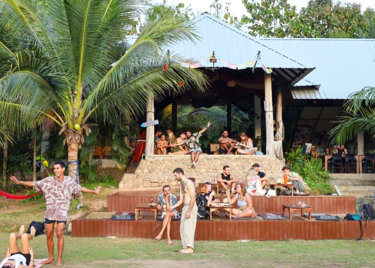 ATLAS VALLEY HOSTEL PAI 